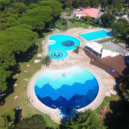 Chalet W Terrace & Pool Baia Domizia