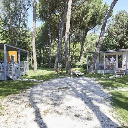 W Terrace & Pool Chalet *