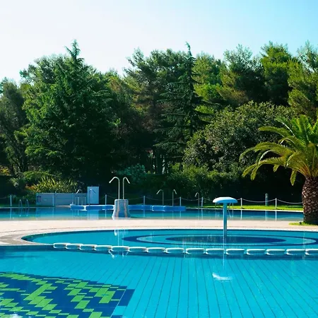 W Terrace & Pool Chalet *